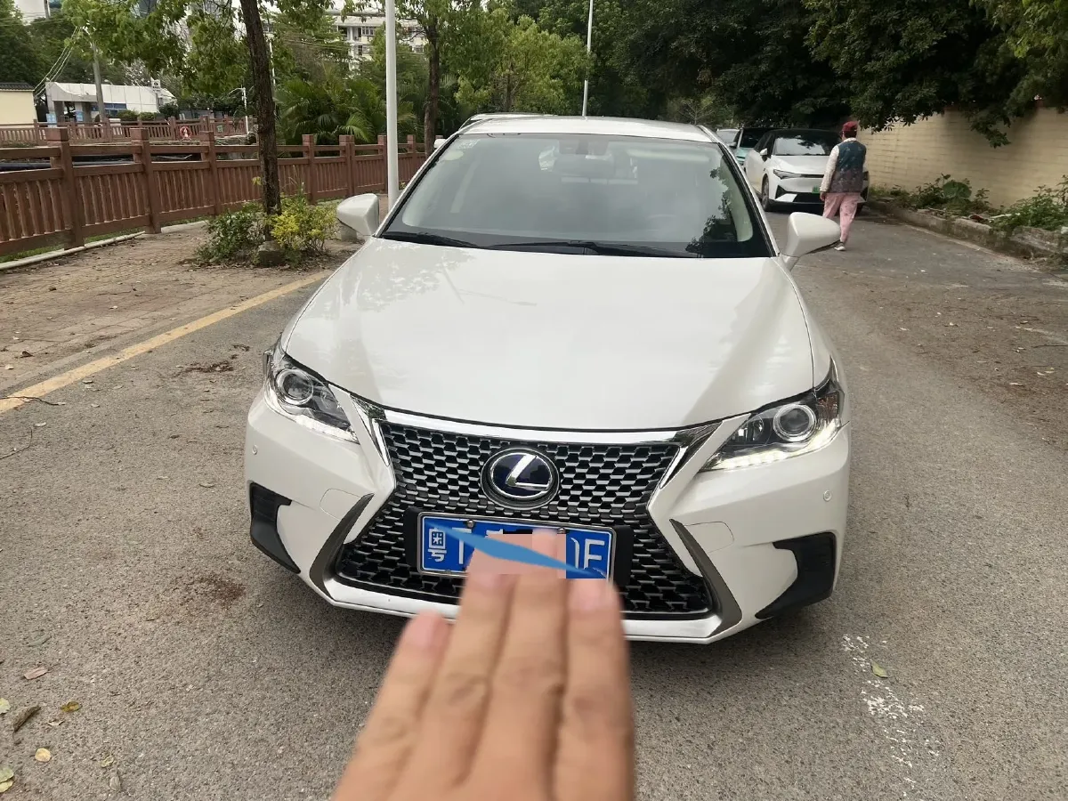 2017 Lexus CT 1.8L 99HP L4 E-CVT Hybrid,autocango,china used car exporter,china ev exporter,chinese used car exporter,chinese used ev exporter