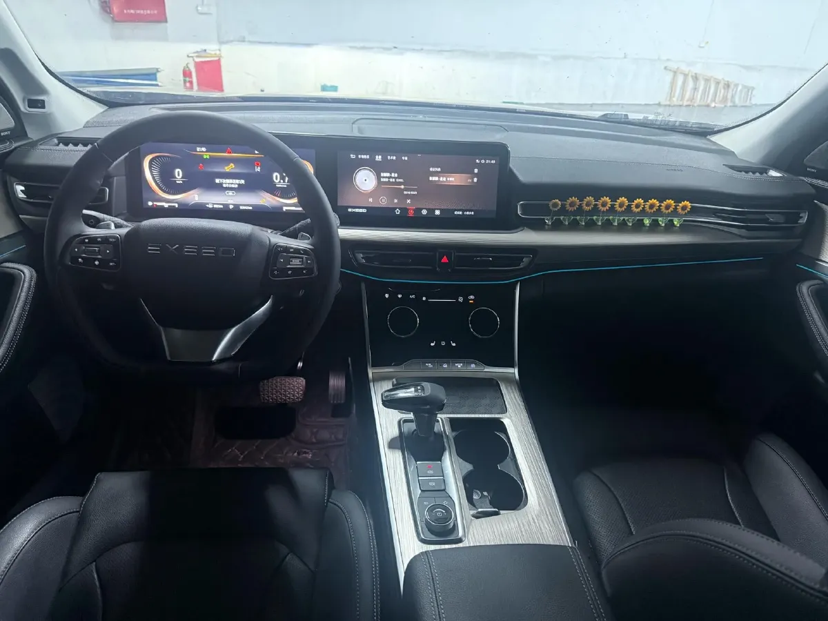 2024 Exceed VX 2.0T 261HP L4 8AT,autocango,china used car exporter,china ev exporter,chinese used car exporter,chinese used ev exporter