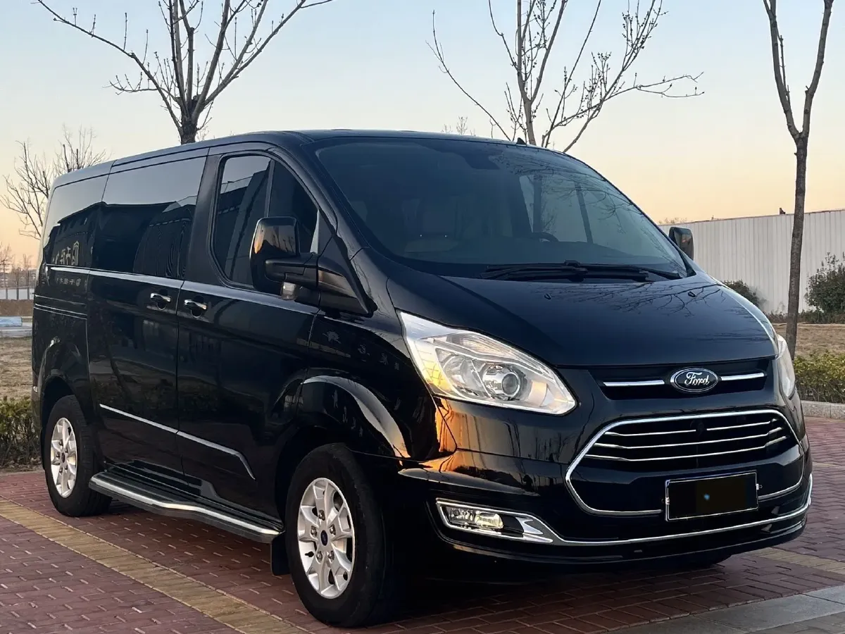 2017 Ford Tourneo 2.0T 203HP L4 6AT,autocango,china used car exporter,china ev exporter,chinese used car exporter,chinese used ev exporter