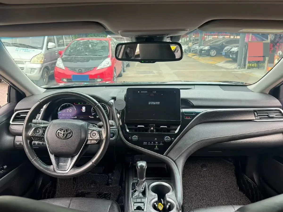 2021 Toyota Camry 2.5L 209HP L4 8AT,autocango,china used car exporter,china ev exporter,chinese used car exporter,chinese used ev exporter