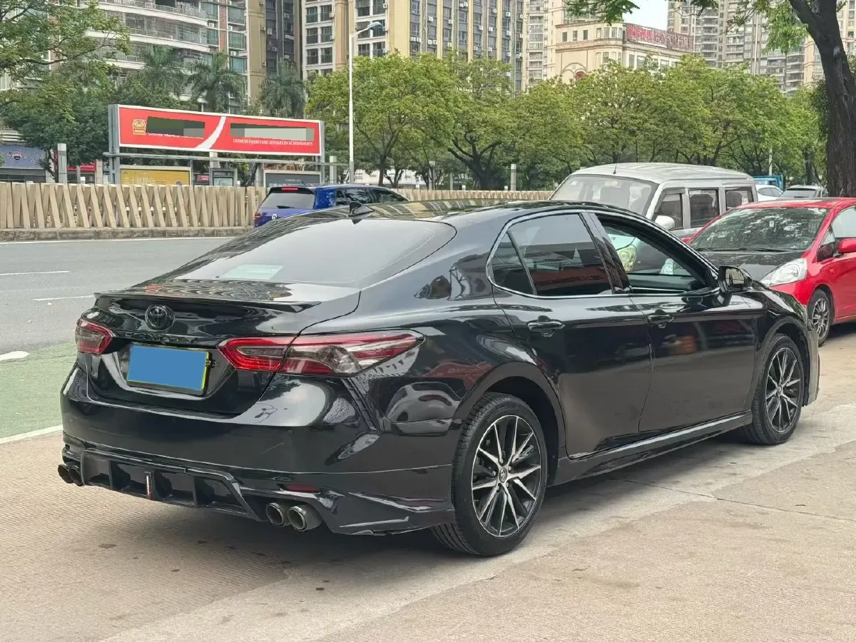 2021 Toyota Camry 2.5L 209HP L4 8AT,autocango,china used car exporter,china ev exporter,chinese used car exporter,chinese used ev exporter