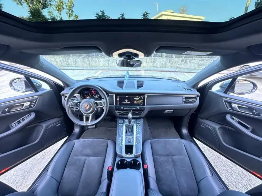 2018 Porsche Macan 2.0T 252HP L4 7DCT,autocango,china used car exporter,china ev exporter,chinese used car exporter,chinese used ev exporter