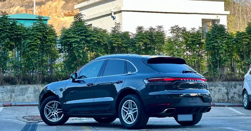 2018 Porsche Macan 2.0T 252HP L4 7DCT,autocango,china used car exporter,china ev exporter,chinese used car exporter,chinese used ev exporter