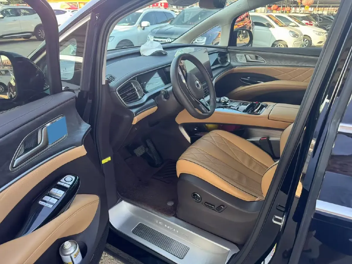 2024 Denza D9 1.5T 139HP L4 E-CVT PHEV 40KWH,autocango,china used car exporter,china ev exporter,chinese used car exporter,chinese used ev exporter