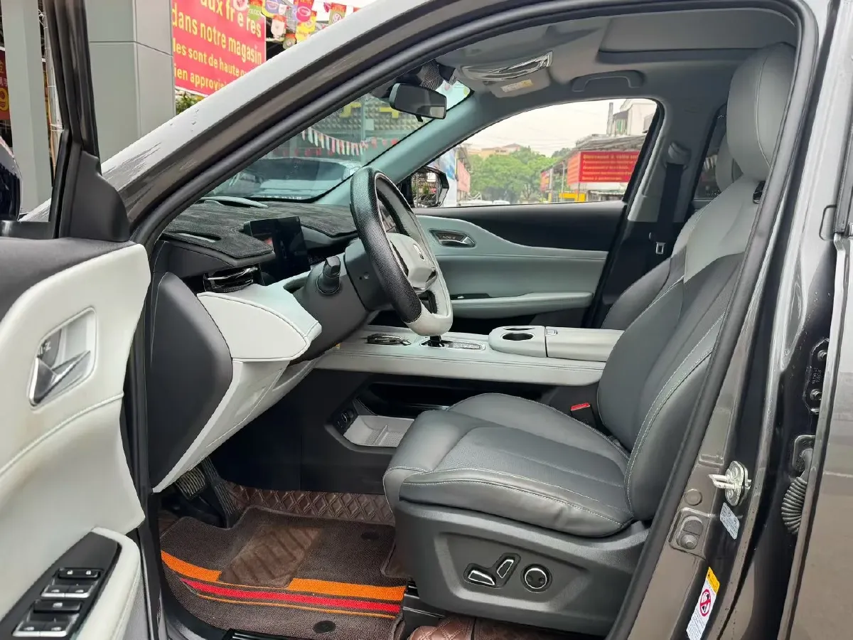 2025 ChangAn UNI-Z 1.5T 188HP L4 7DCT,autocango,china used car exporter,china ev exporter,chinese used car exporter,chinese used ev exporter