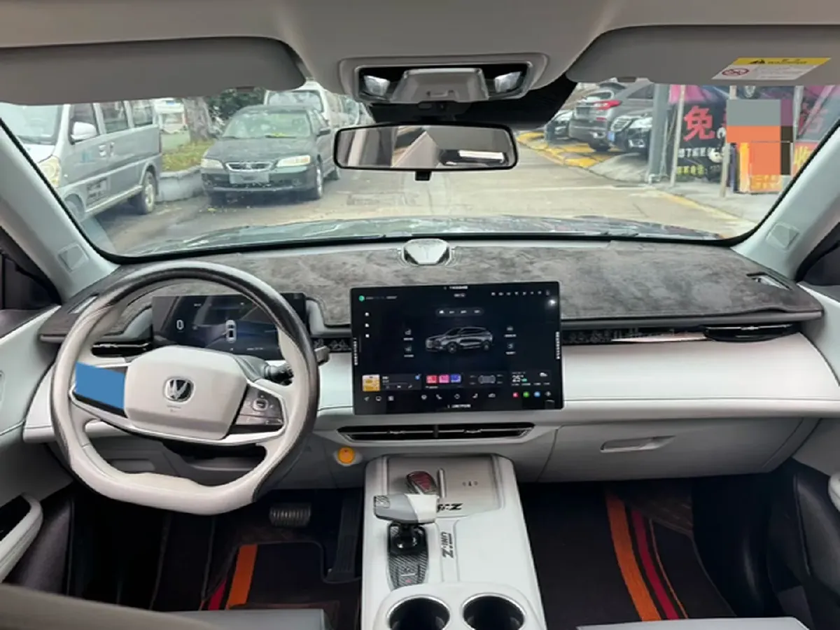 2025 ChangAn UNI-Z 1.5T 188HP L4 7DCT,autocango,china used car exporter,china ev exporter,chinese used car exporter,chinese used ev exporter