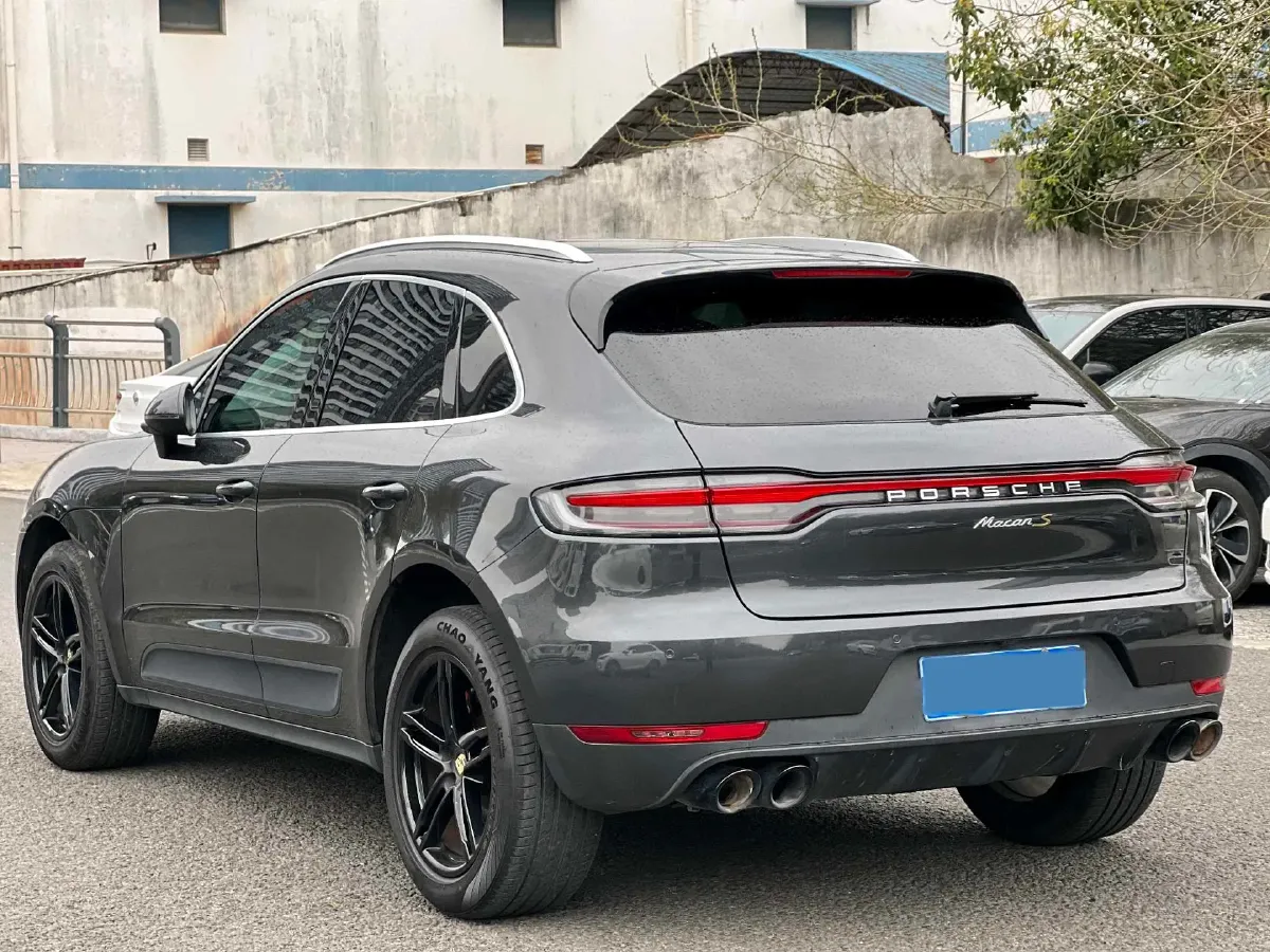 2018 Porsche Macan 2.0T 252HP L4 7DCT,autocango,china used car exporter,china ev exporter,chinese used car exporter,chinese used ev exporter
