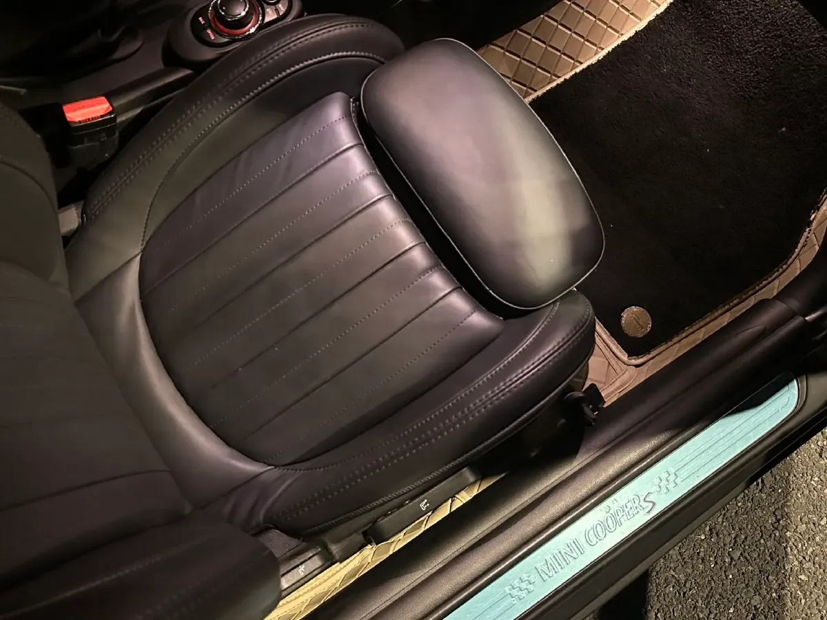 2022 MINI MINI 2.0T 192HP L4 7DCT,autocango,china used car exporter,china ev exporter,chinese used car exporter,chinese used ev exporter