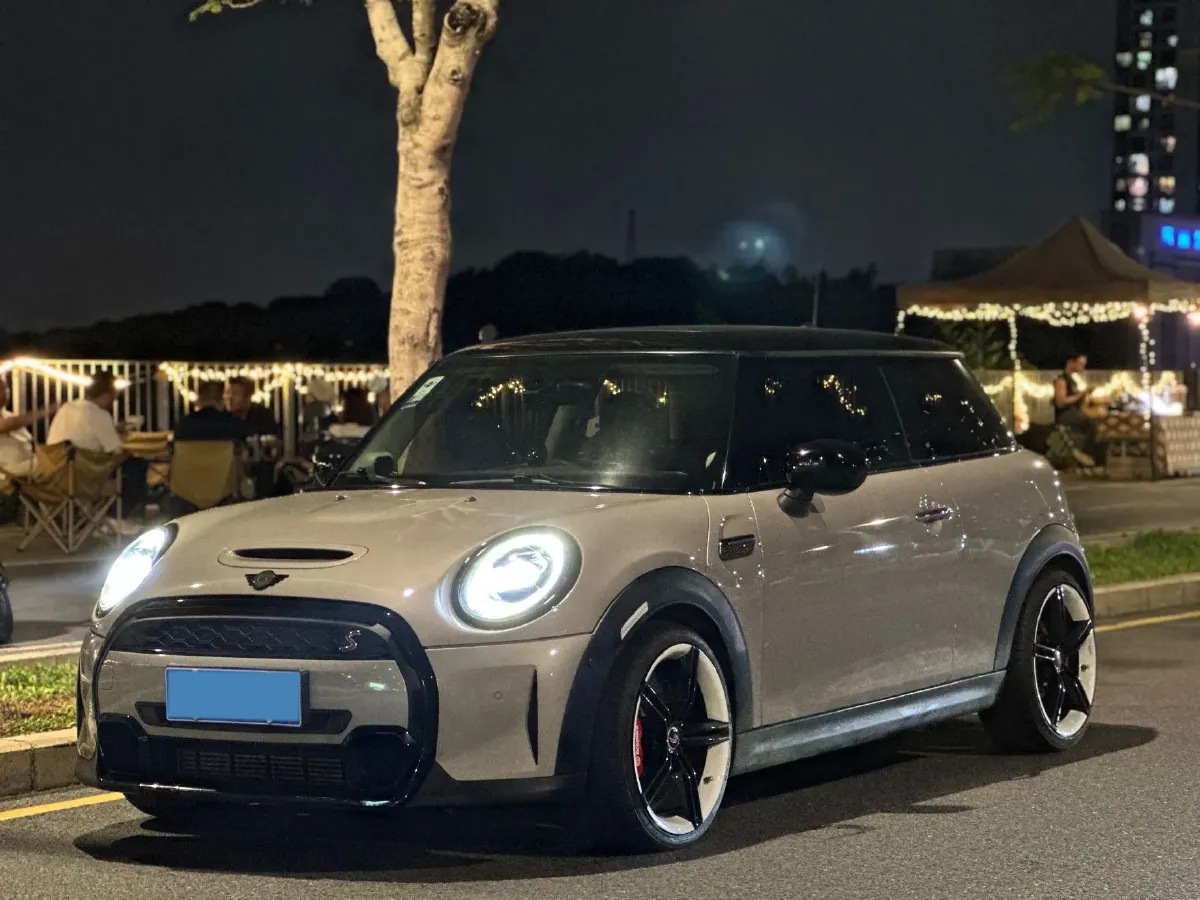 2022 MINI MINI 2.0T 192HP L4 7DCT,autocango,china used car exporter,china ev exporter,chinese used car exporter,chinese used ev exporter