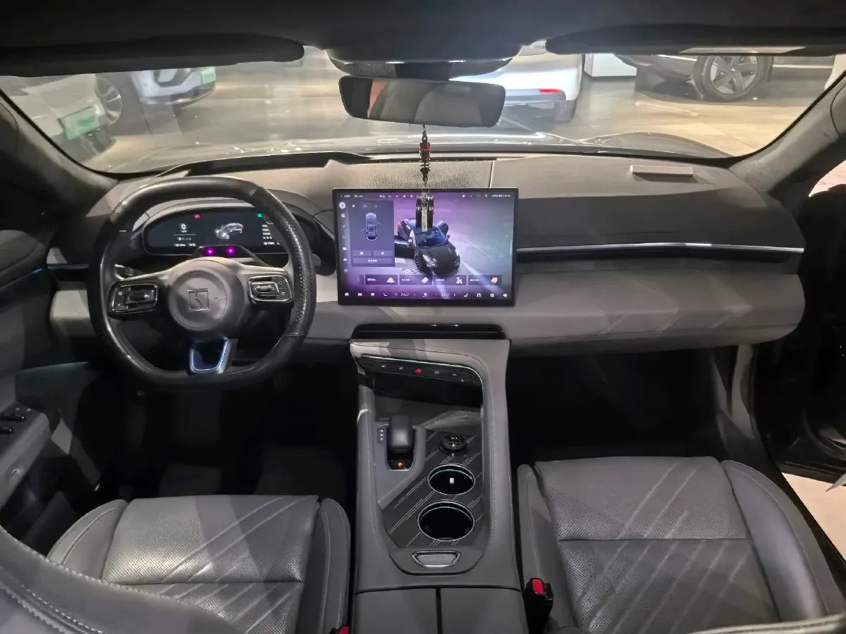 2024 Zeekr 001 BEV 100KWH,autocango,china used car exporter,china ev exporter,chinese used car exporter,chinese used ev exporter