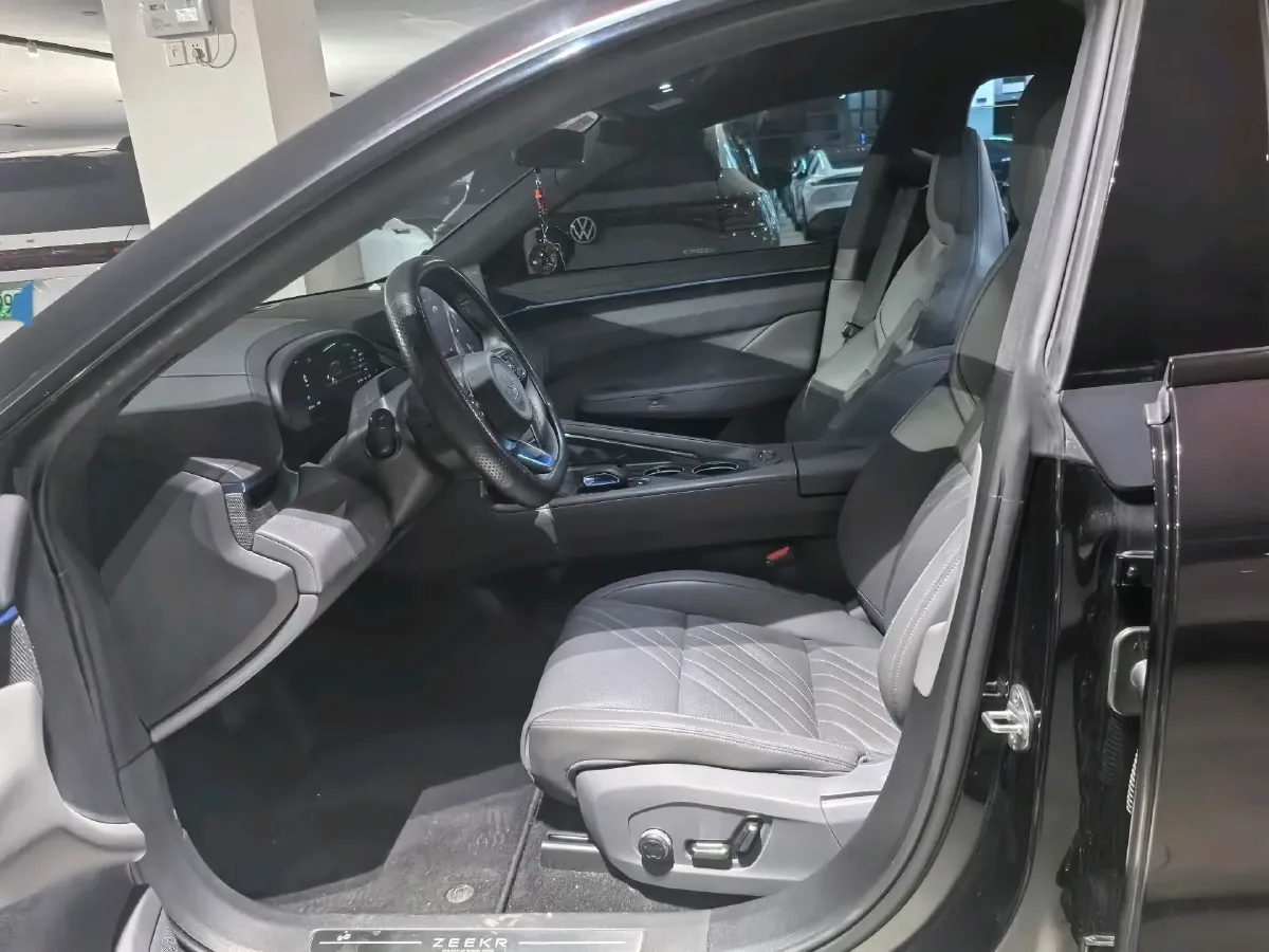 2024 Zeekr 001 BEV 100KWH,autocango,china used car exporter,china ev exporter,chinese used car exporter,chinese used ev exporter