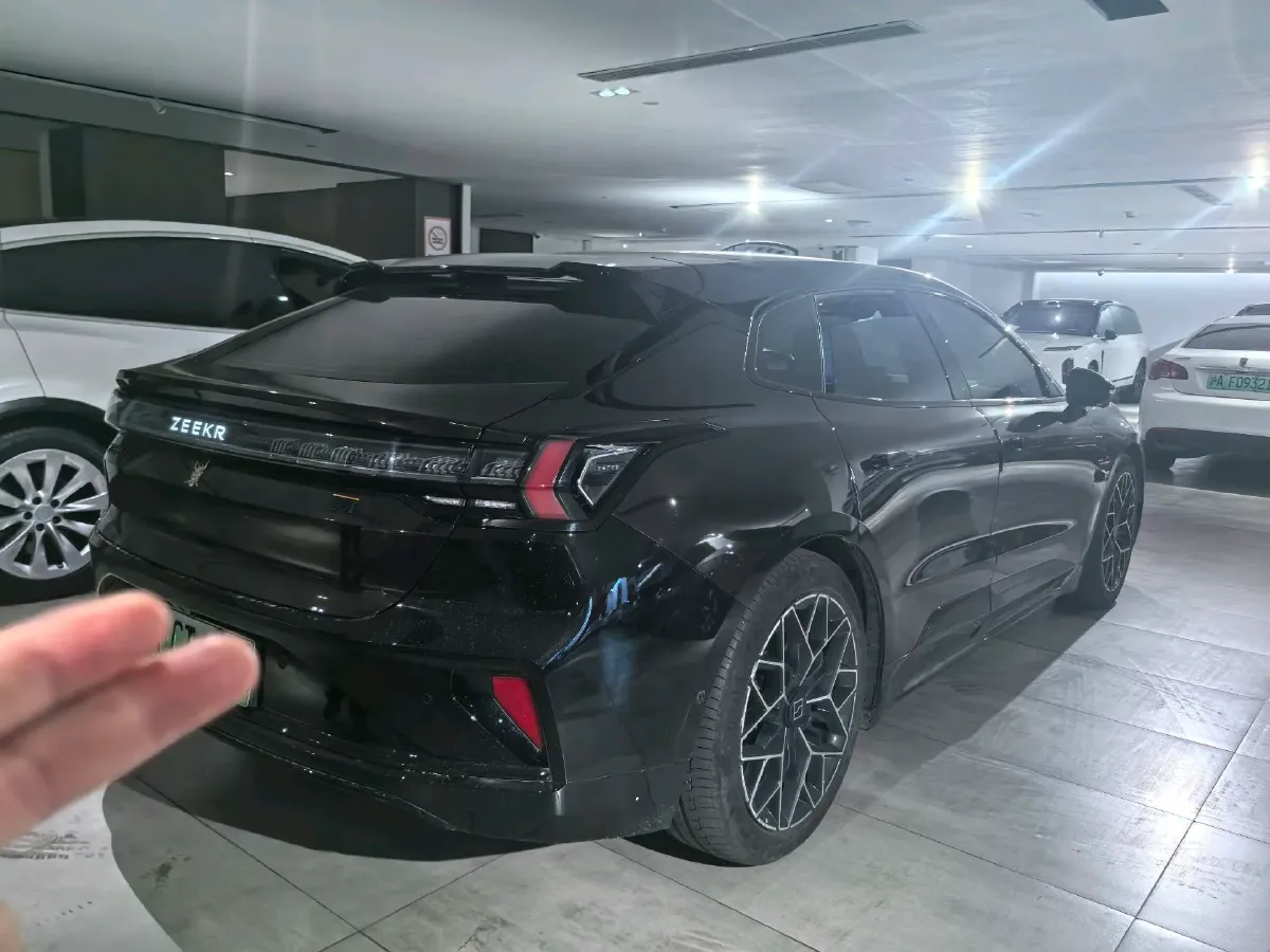 2024 Zeekr 001 BEV 100KWH,autocango,china used car exporter,china ev exporter,chinese used car exporter,chinese used ev exporter