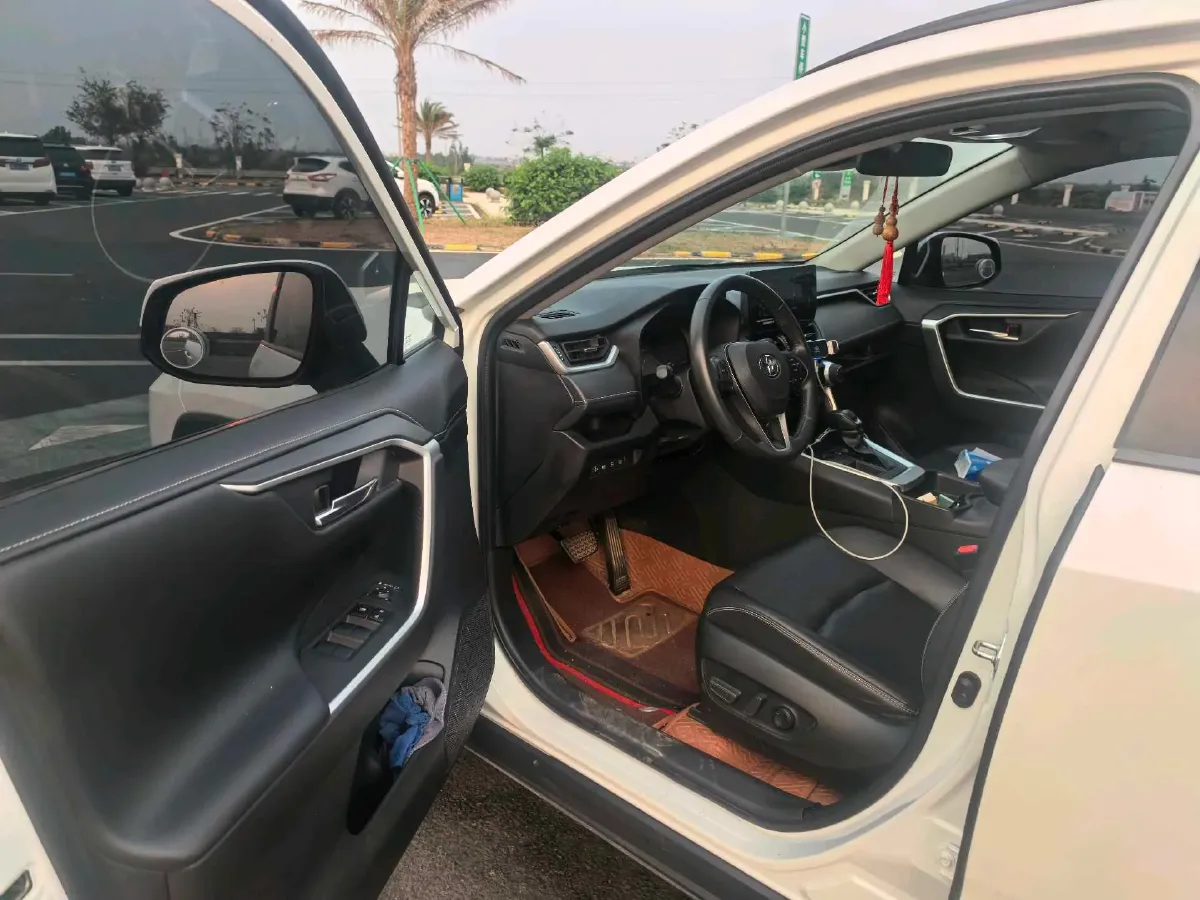 2023 Toyota RAV4 2.0L 171HP L4 CVT,autocango,china used car exporter,china ev exporter,chinese used car exporter,chinese used ev exporter