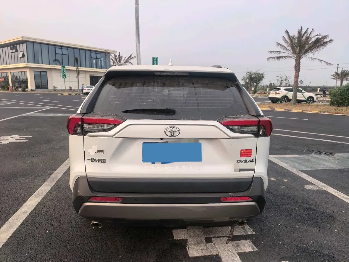 2023 Toyota RAV4 2.0L 171HP L4 CVT,autocango,china used car exporter,china ev exporter,chinese used car exporter,chinese used ev exporter
