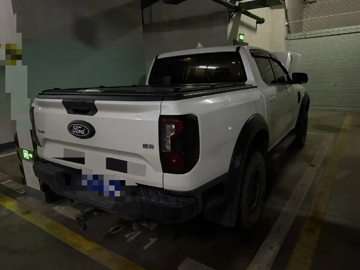 2023 Ford Ranger 2.3T 258HP L4 8AT,autocango,china used car exporter,china ev exporter,chinese used car exporter,chinese used ev exporter