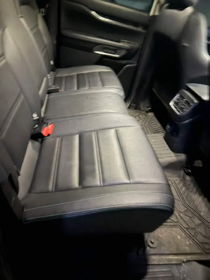 2023 Ford Ranger 2.3T 258HP L4 8AT,autocango,china used car exporter,china ev exporter,chinese used car exporter,chinese used ev exporter