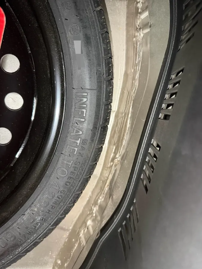 2021 Geely Vision X3 1.5L 109HP L4 CVT,autocango,china used car exporter,china ev exporter,chinese used car exporter,chinese used ev exporter