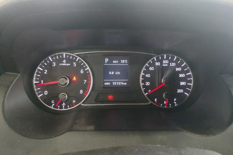 2018 Landwind X7 1.5T 163HP L4 8AT,autocango,china used car exporter,china ev exporter,chinese used car exporter,chinese used ev exporter