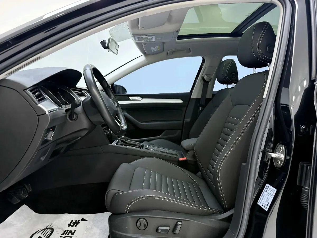 2020 Volkswagen Magotan 1.4T 150HP L4 7DCT,autocango,china used car exporter,china ev exporter,chinese used car exporter,chinese used ev exporter