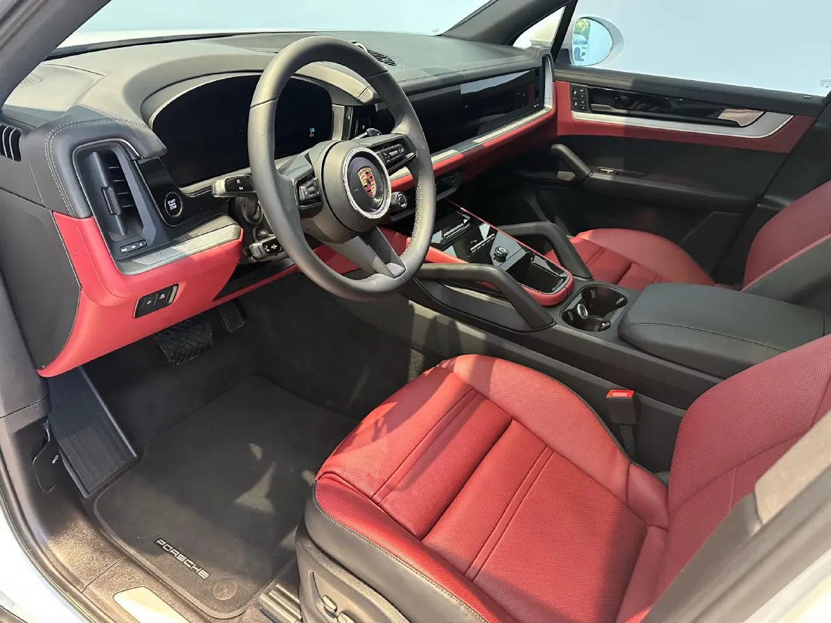 2025 Porsche Cayenne 3.0T 354HP V6 8AT,autocango,china used car exporter,china ev exporter,chinese used car exporter,chinese used ev exporter