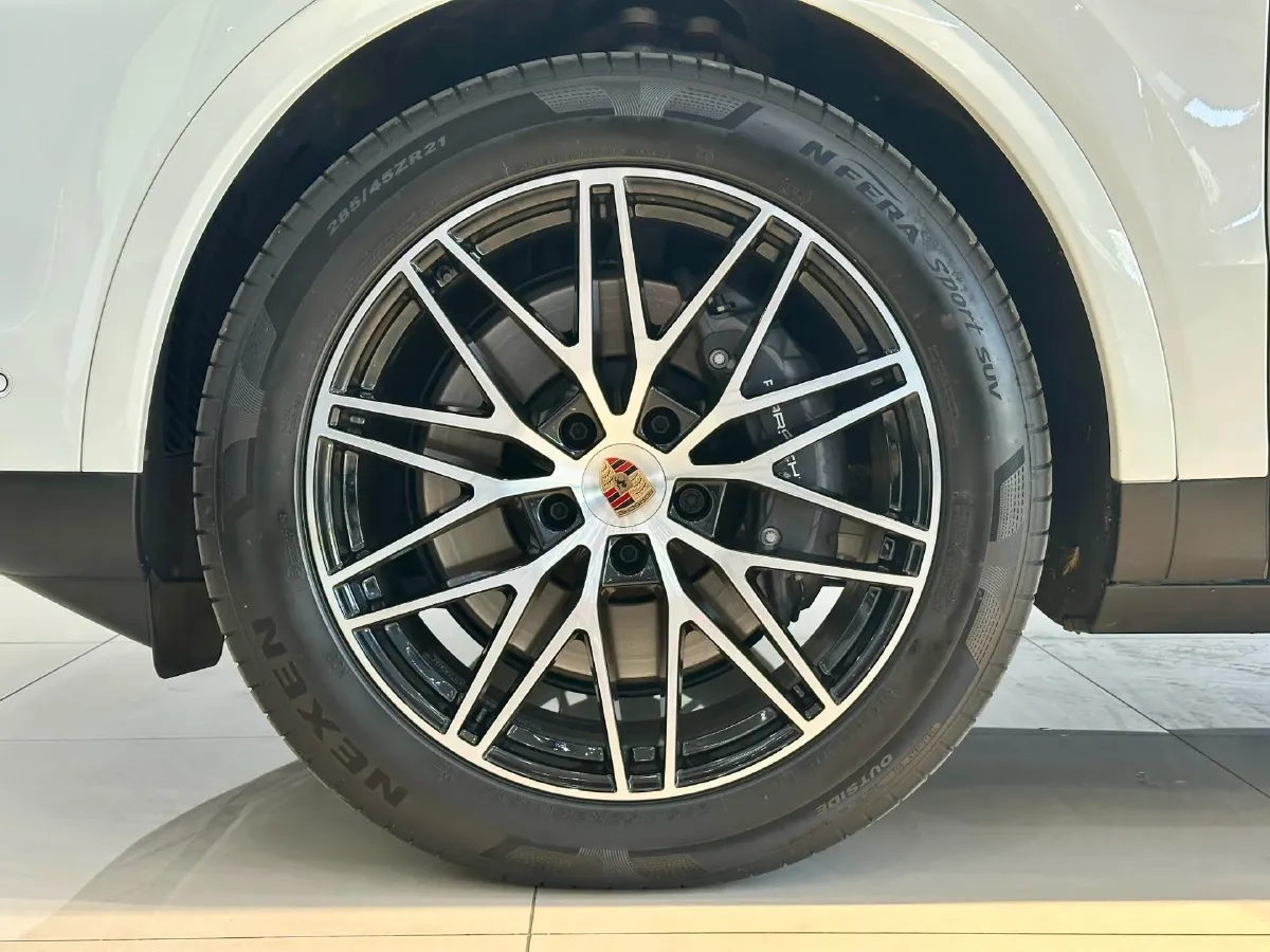 2025 Porsche Cayenne 3.0T 354HP V6 8AT,autocango,china used car exporter,china ev exporter,chinese used car exporter,chinese used ev exporter