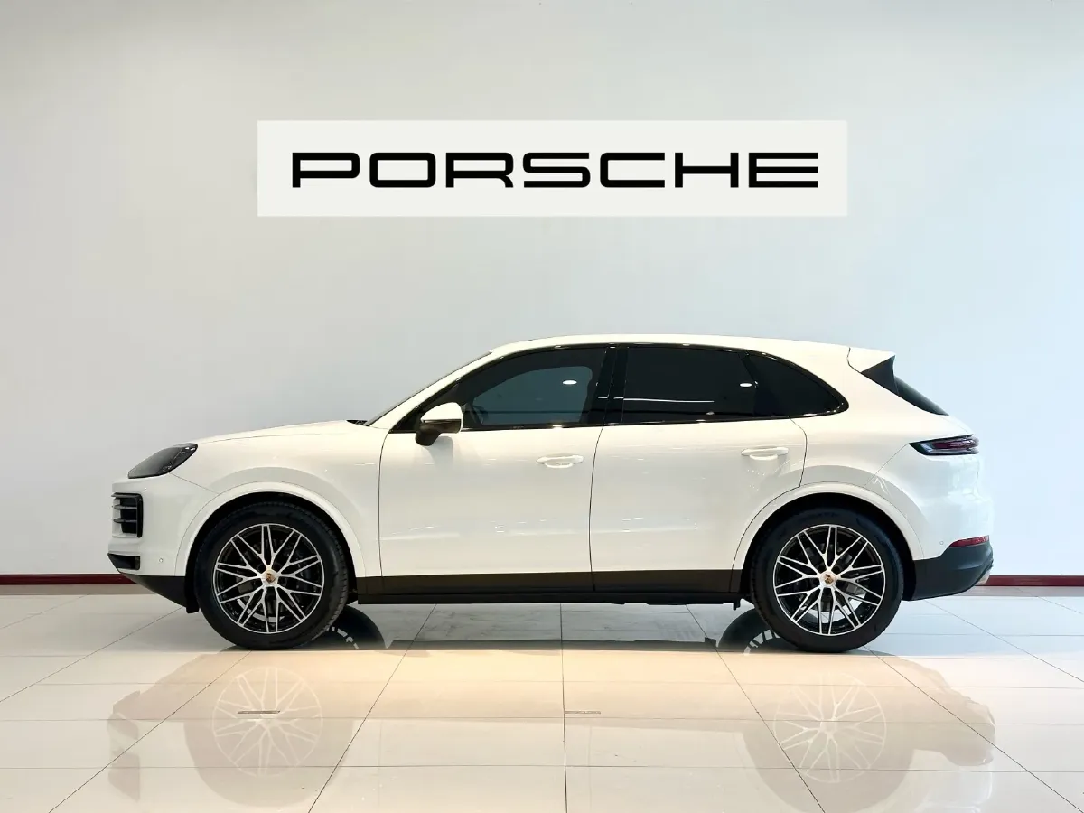 2025 Porsche Cayenne 3.0T 354HP V6 8AT,autocango,china used car exporter,china ev exporter,chinese used car exporter,chinese used ev exporter