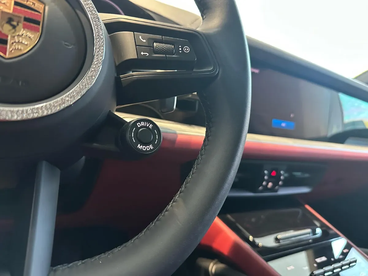 2025 Porsche Cayenne 3.0T 354HP V6 8AT,autocango,china used car exporter,china ev exporter,chinese used car exporter,chinese used ev exporter