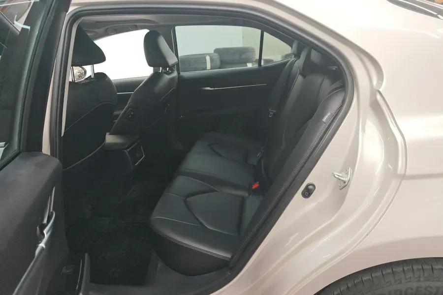 2021 Toyota Camry 2.0L 178HP L4 CVT,autocango,china used car exporter,china ev exporter,chinese used car exporter,chinese used ev exporter