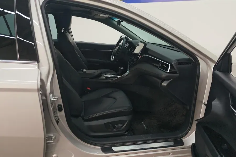 2021 Toyota Camry 2.0L 178HP L4 CVT,autocango,china used car exporter,china ev exporter,chinese used car exporter,chinese used ev exporter