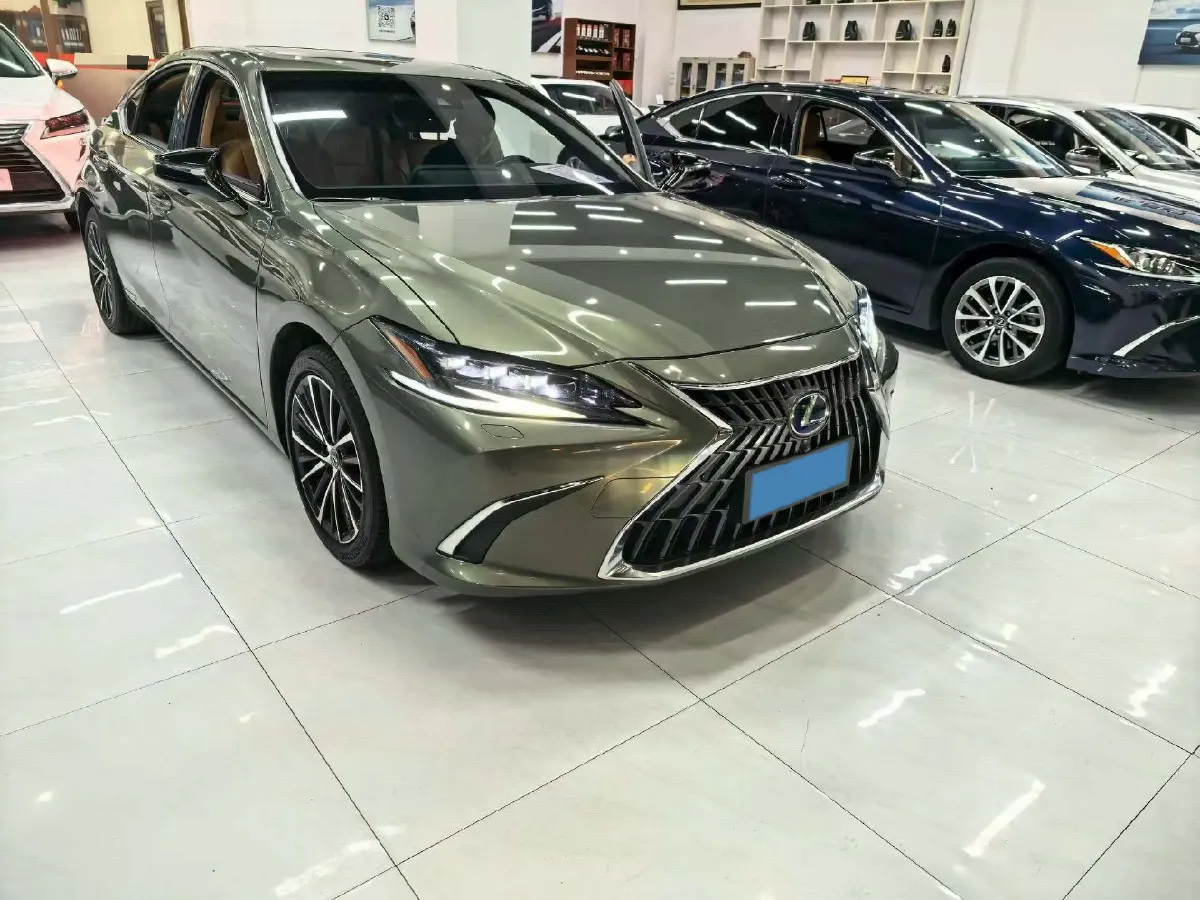 2021 Lexus ES 2.5L 178HP L4 E-CVT Hybrid,autocango,china used car exporter,china ev exporter,chinese used car exporter,chinese used ev exporter