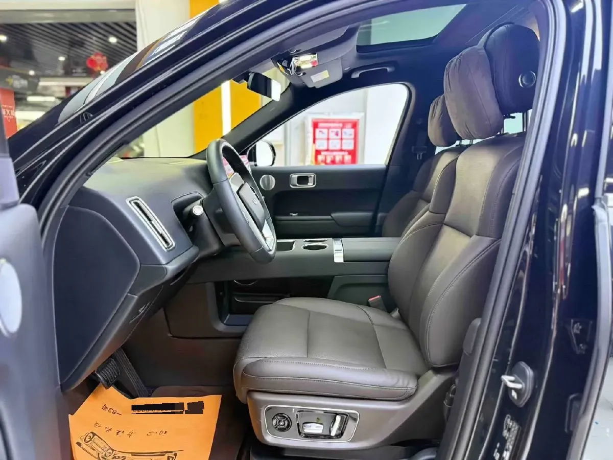 2022 Li L9 Range Extended 154HP REEV 42.6KWH,autocango,china used car exporter,china ev exporter,chinese used car exporter,chinese used ev exporter