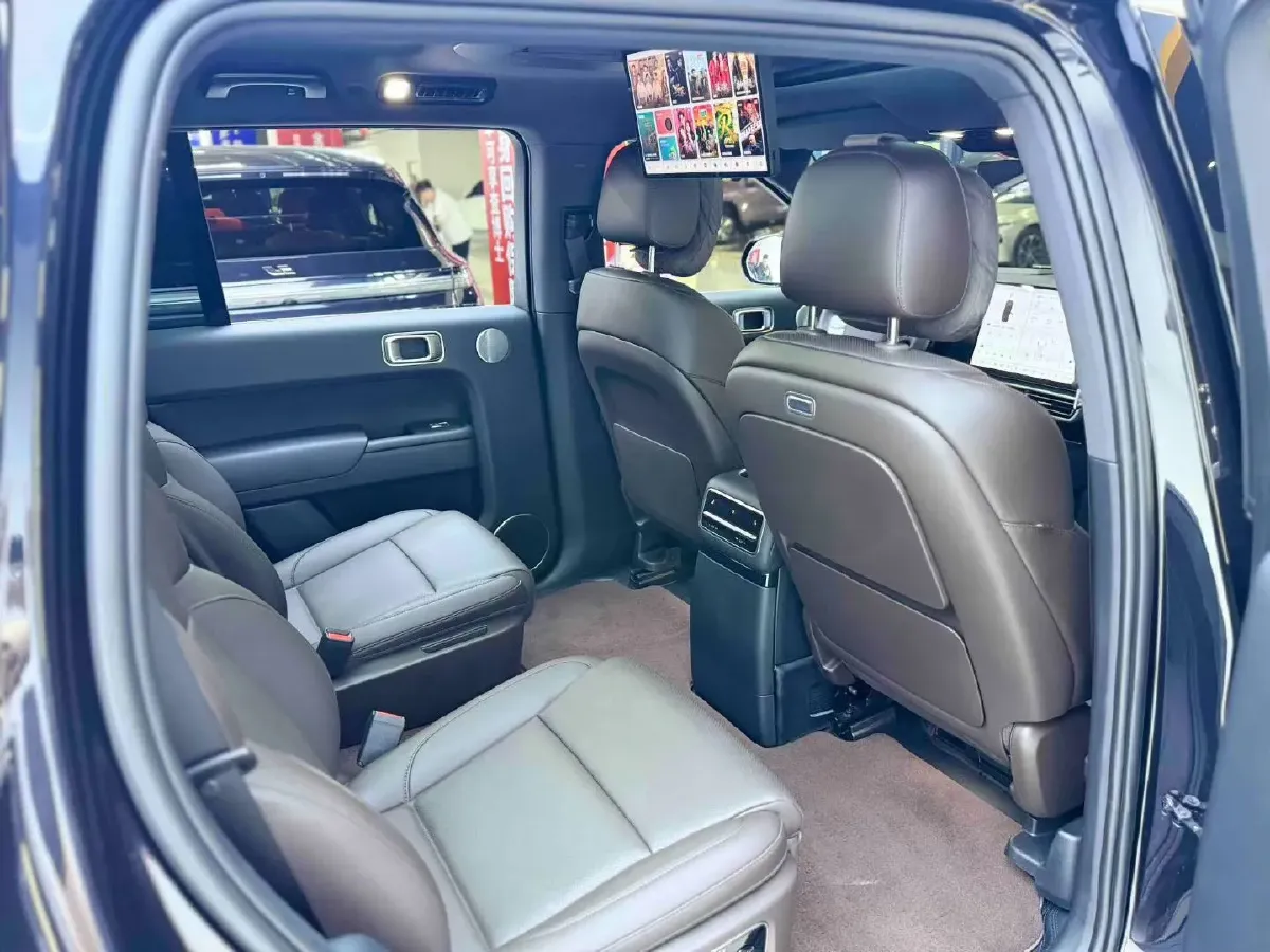 2022 Li L9 Range Extended 154HP REEV 42.6KWH,autocango,china used car exporter,china ev exporter,chinese used car exporter,chinese used ev exporter