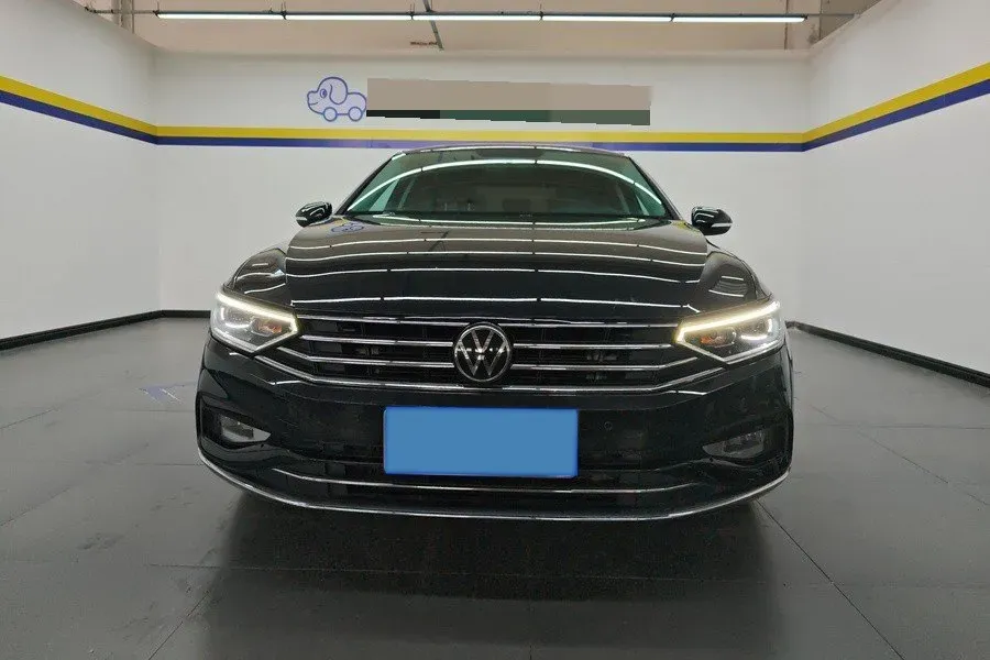 2020 Volkswagen Magotan 1.4T 150HP L4 7DCT,autocango,china used car exporter,china ev exporter,chinese used car exporter,chinese used ev exporter