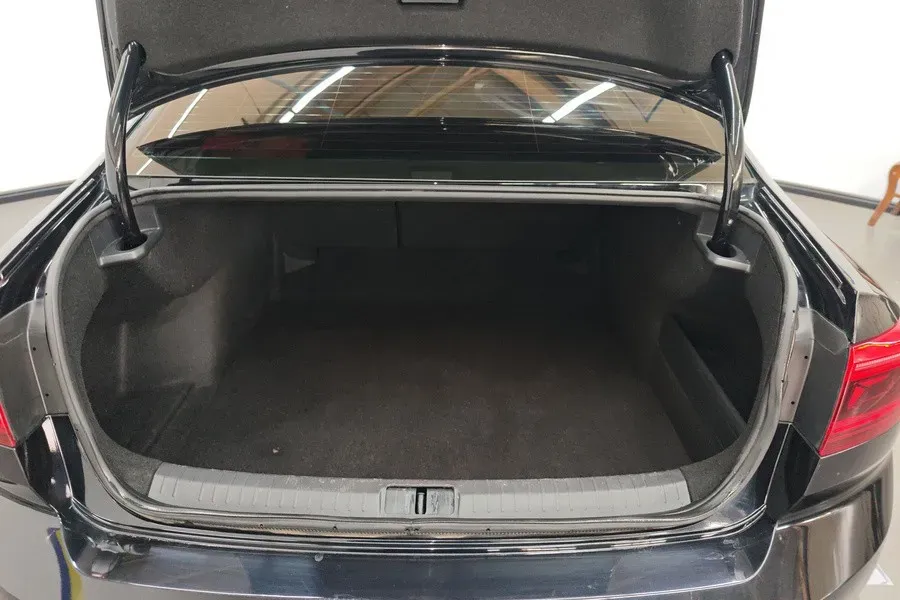 2020 Volkswagen Magotan 1.4T 150HP L4 7DCT,autocango,china used car exporter,china ev exporter,chinese used car exporter,chinese used ev exporter