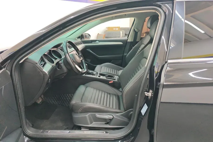 2020 Volkswagen Magotan 1.4T 150HP L4 7DCT,autocango,china used car exporter,china ev exporter,chinese used car exporter,chinese used ev exporter