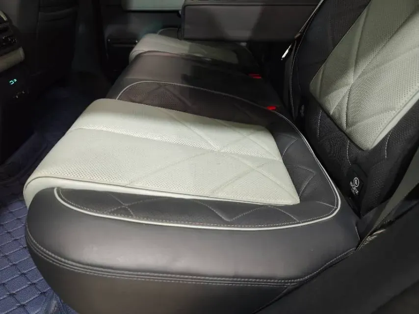 2023 FangChengBao Bao 5 1.5T 194HP L4 E-CVT PHEV 31.8KWH,autocango,china used car exporter,china ev exporter,chinese used car exporter,chinese used ev exporter