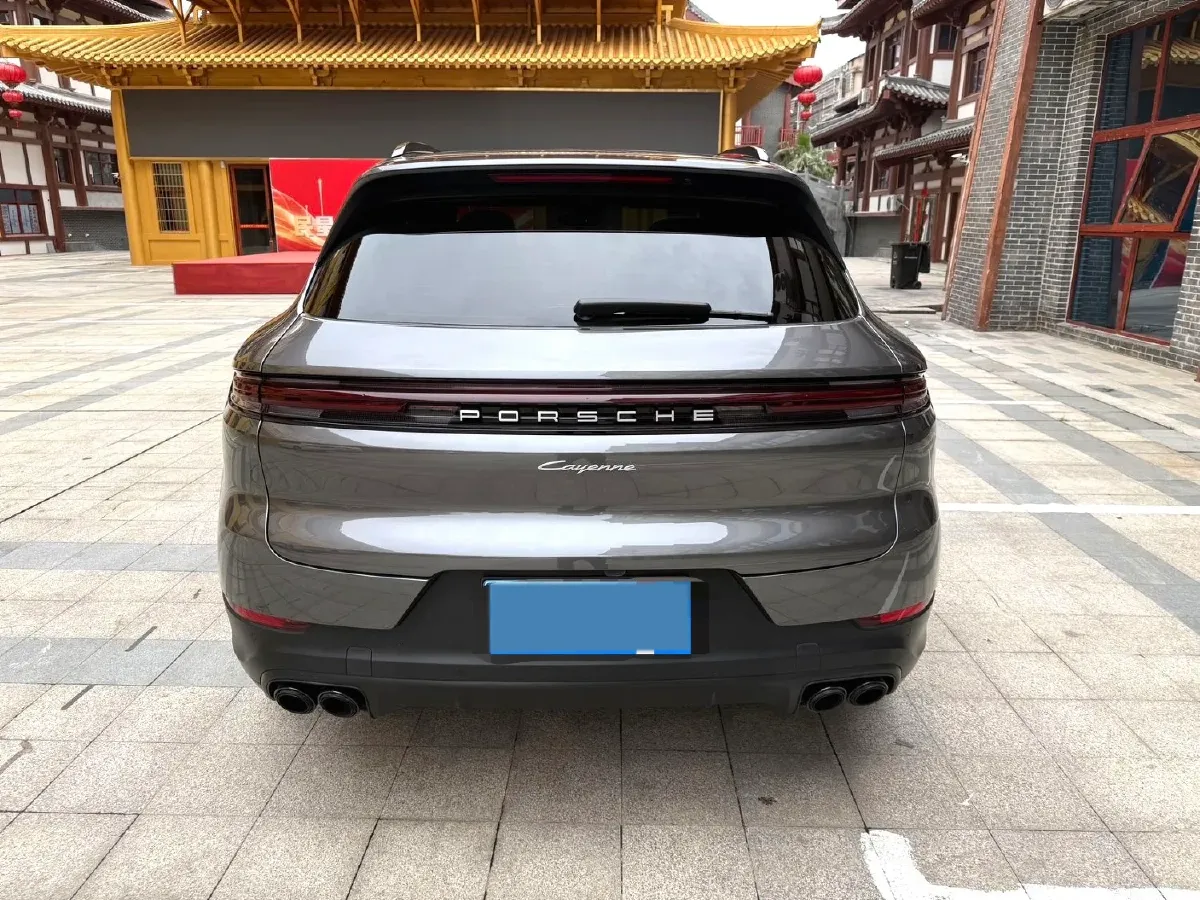 2024 Porsche Cayenne 3.0T 354HP V6 8AT,autocango,china used car exporter,china ev exporter,chinese used car exporter,chinese used ev exporter