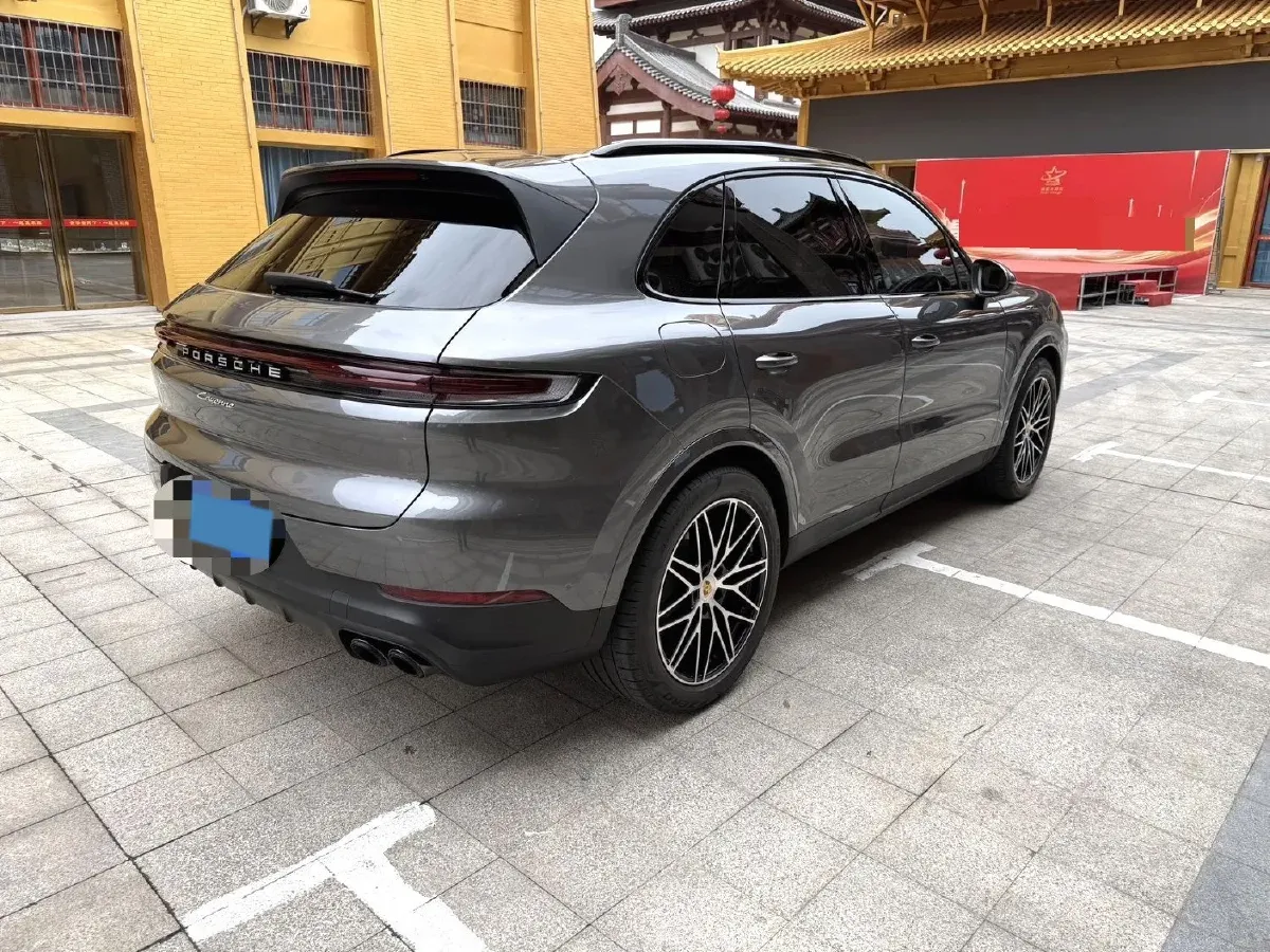 2024 Porsche Cayenne 3.0T 354HP V6 8AT,autocango,china used car exporter,china ev exporter,chinese used car exporter,chinese used ev exporter