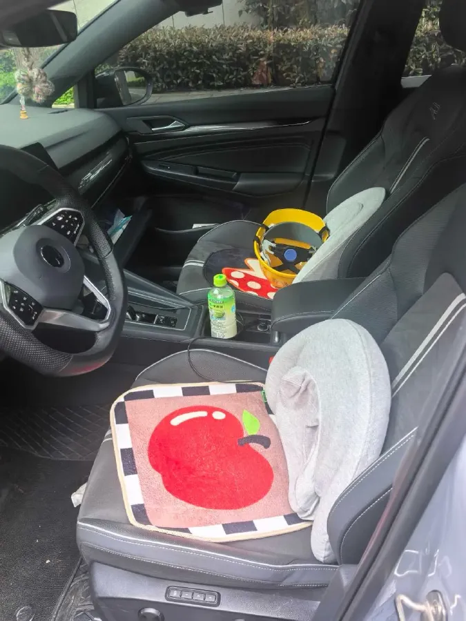 2023 Volkswagen Golf 1.4T 150HP L4 7DCT,autocango,china used car exporter,china ev exporter,chinese used car exporter,chinese used ev exporter