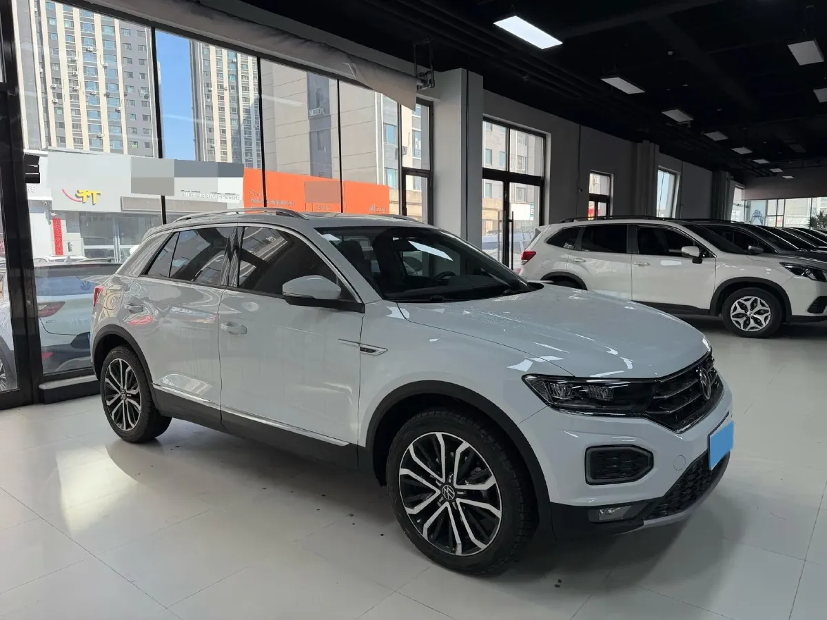 2022 Volkswagen T-Roc 1.4T 150HP L4 7DCT,autocango,china used car exporter,china ev exporter,chinese used car exporter,chinese used ev exporter