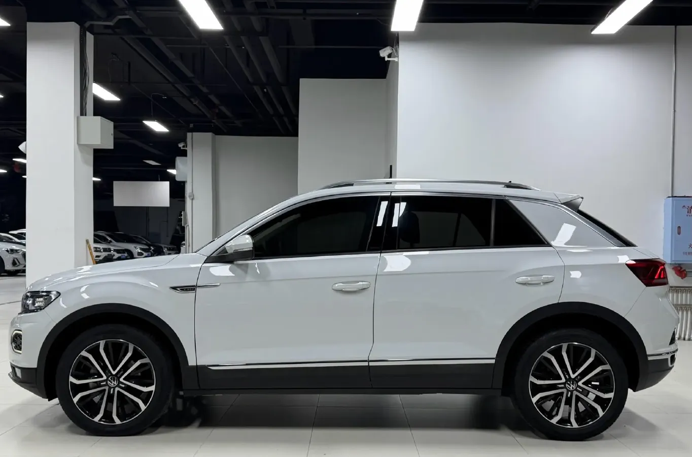 2022 Volkswagen T-Roc 1.4T 150HP L4 7DCT,autocango,china used car exporter,china ev exporter,chinese used car exporter,chinese used ev exporter