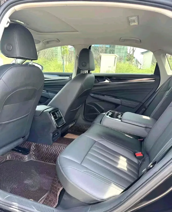 2023 Volkswagen Passat 1.4T 150HP L4 7DCT,autocango,china used car exporter,china ev exporter,chinese used car exporter,chinese used ev exporter