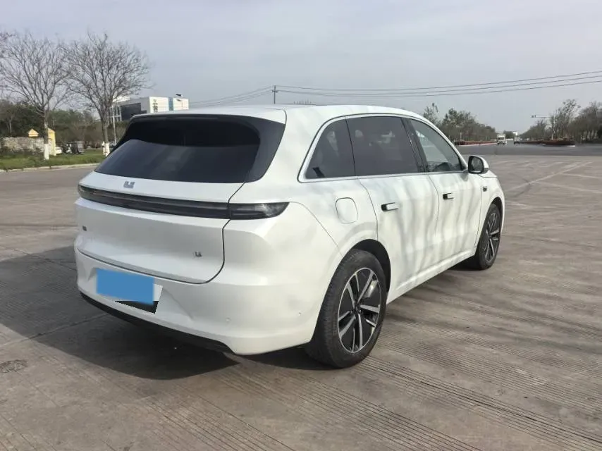 2024 Li L6 Range Extended 154HP L4 REEV 36.8KWH,autocango,china used car exporter,china ev exporter,chinese used car exporter,chinese used ev exporter