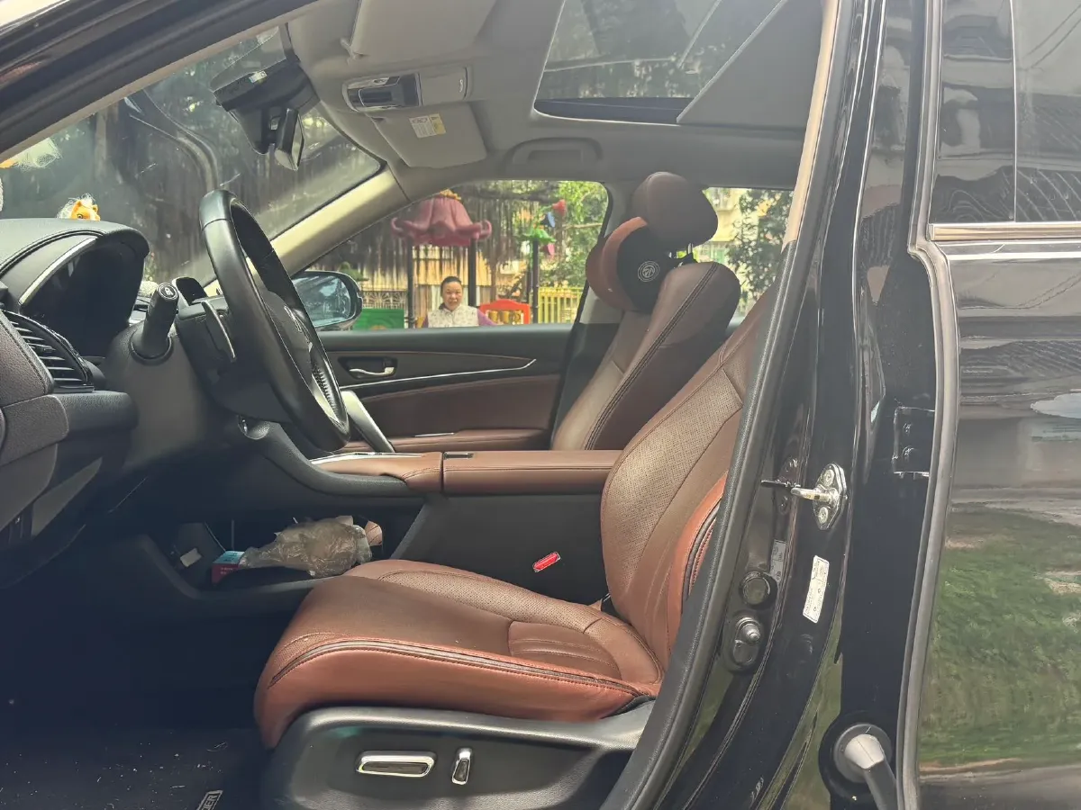 2020 Honda Avancier 2.0T 272HP L4 9AT,autocango,china used car exporter,china ev exporter,chinese used car exporter,chinese used ev exporter