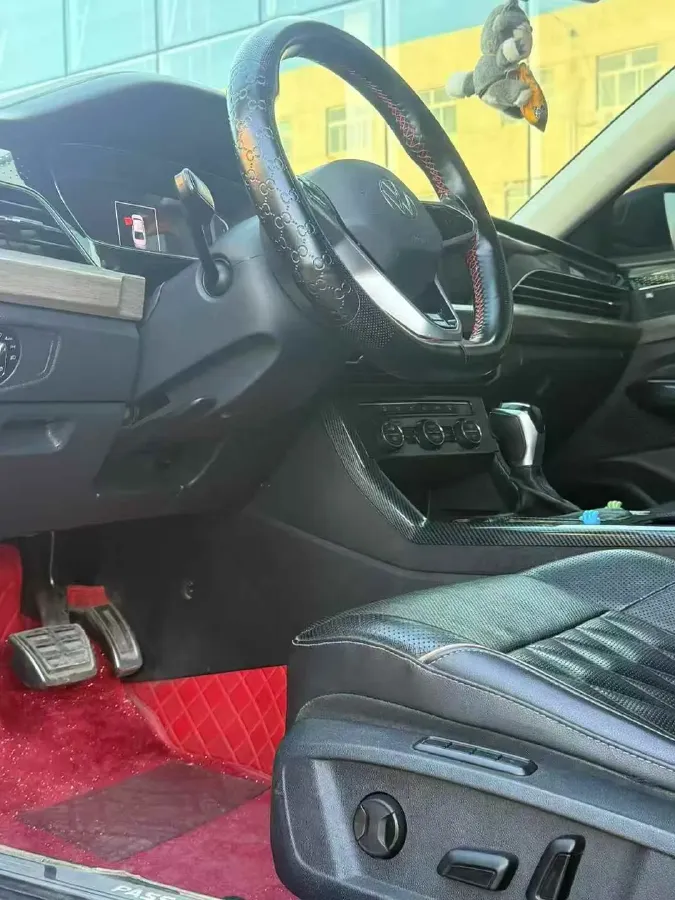 2019 Volvo V40 1.5T 152HP L4 6AT,autocango,china used car exporter,china ev exporter,chinese used car exporter,chinese used ev exporter