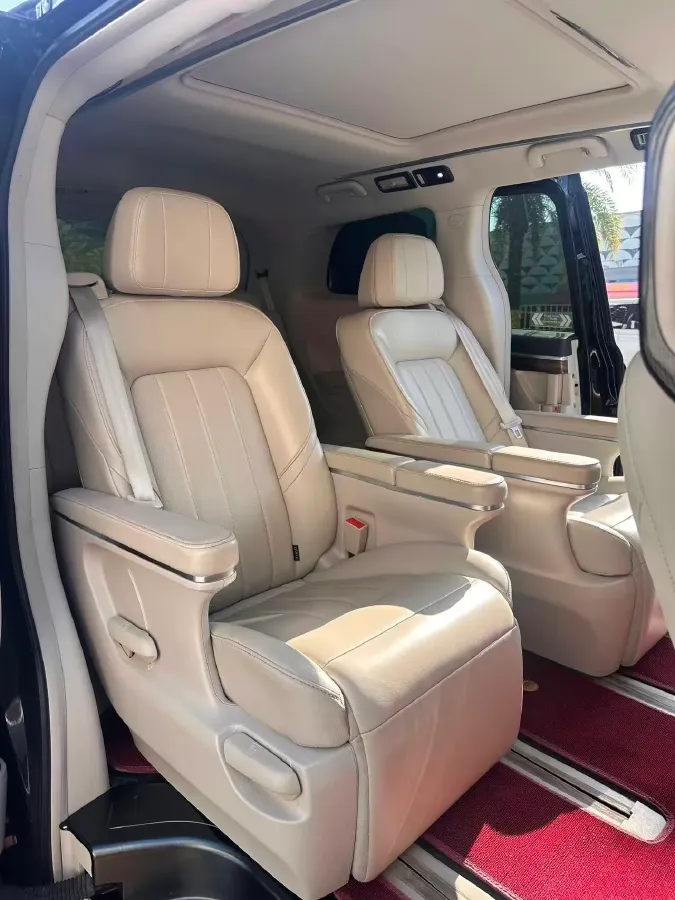 2018 GAC Trumpchi M8 2.0T 201HP L4 6AT,autocango,china used car exporter,china ev exporter,chinese used car exporter,chinese used ev exporter