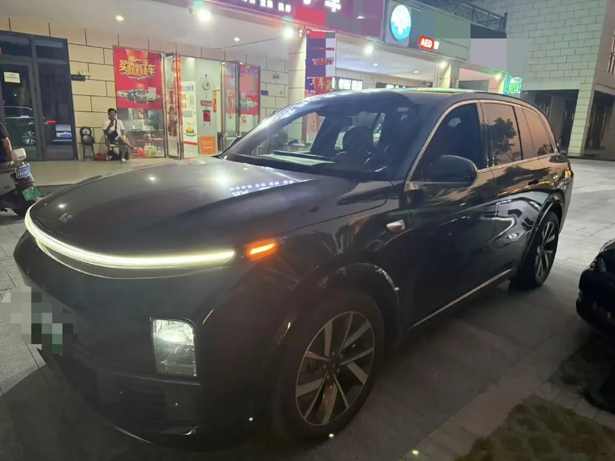 2023 Li L8 Range Extended 154HP REEV 40.9KWH,autocango,china used car exporter,china ev exporter,chinese used car exporter,chinese used ev exporter