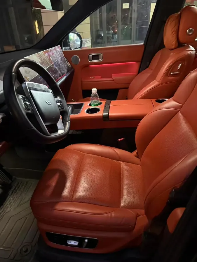 2023 Li L8 Range Extended 154HP REEV 40.9KWH,autocango,china used car exporter,china ev exporter,chinese used car exporter,chinese used ev exporter