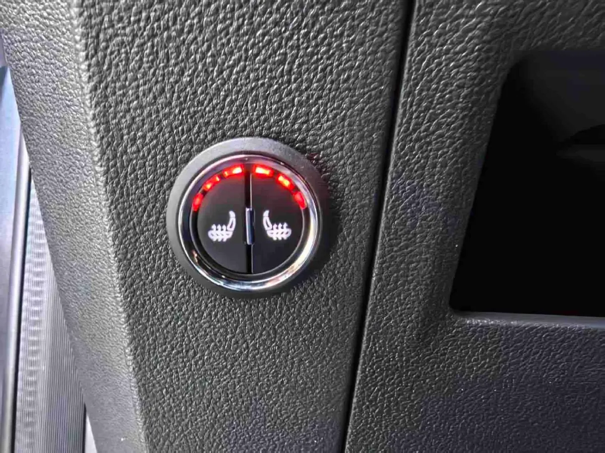 2023 Jetour DASHING 1.5T 156HP L4 6DCT,autocango,china used car exporter,china ev exporter,chinese used car exporter,chinese used ev exporter