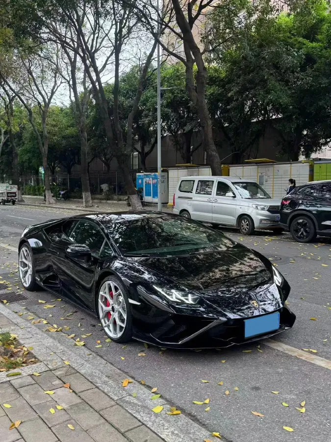 2020 Lamborghini Huracán 5.2L 611HP V10 7DCT,autocango,china used car exporter,china ev exporter,chinese used car exporter,chinese used ev exporter